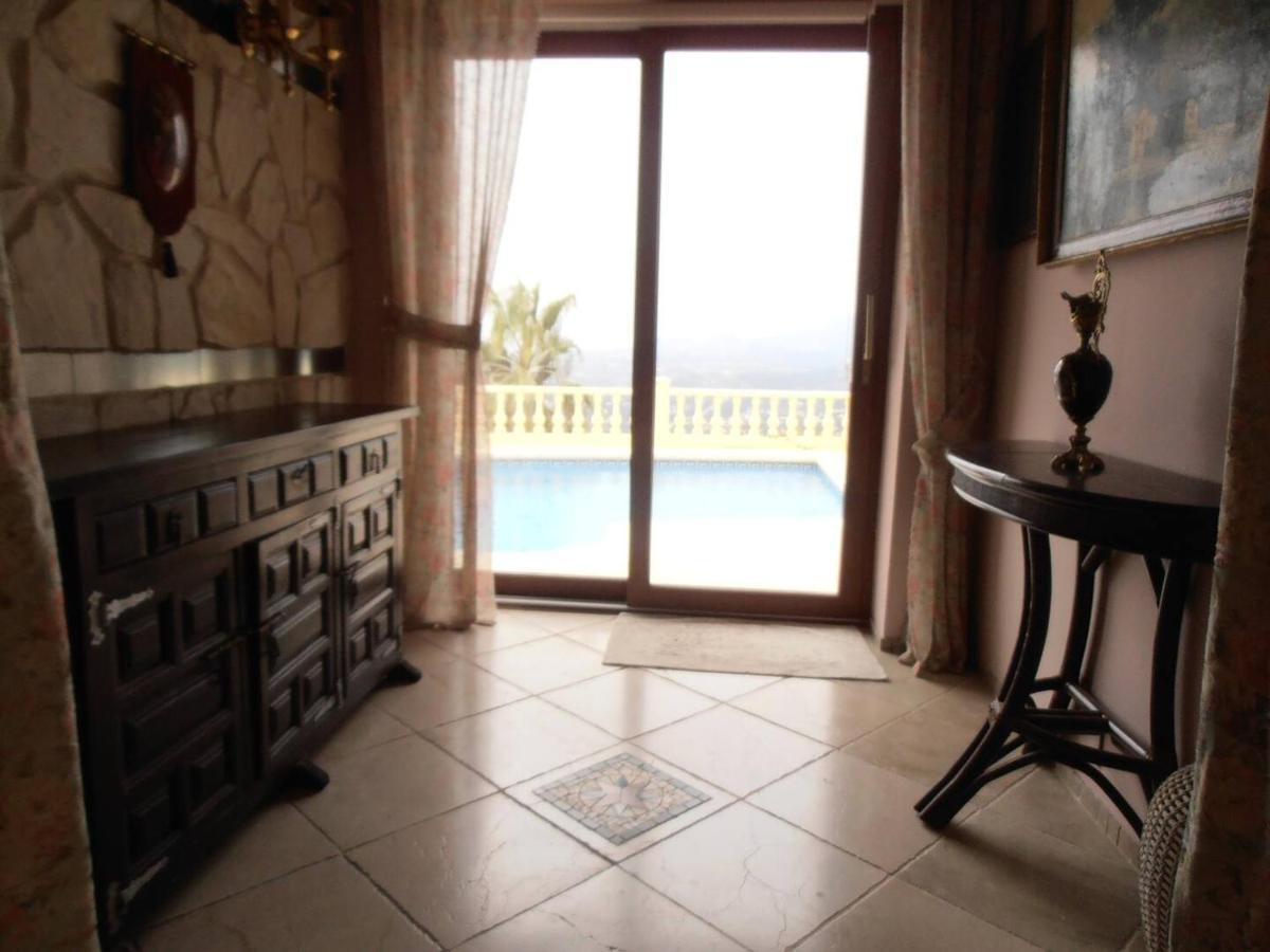 Villa Aleandra Con Maravillosas Vistas Al Mar! อัลเตอา ภายนอก รูปภาพ