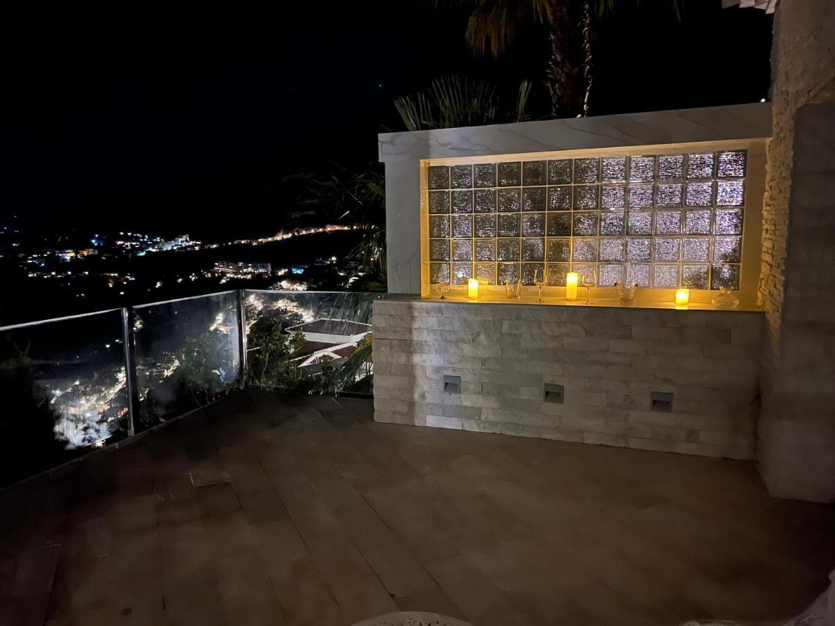 Villa Aleandra Con Maravillosas Vistas Al Mar! อัลเตอา ภายนอก รูปภาพ